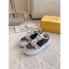 Fendi Low Shoes